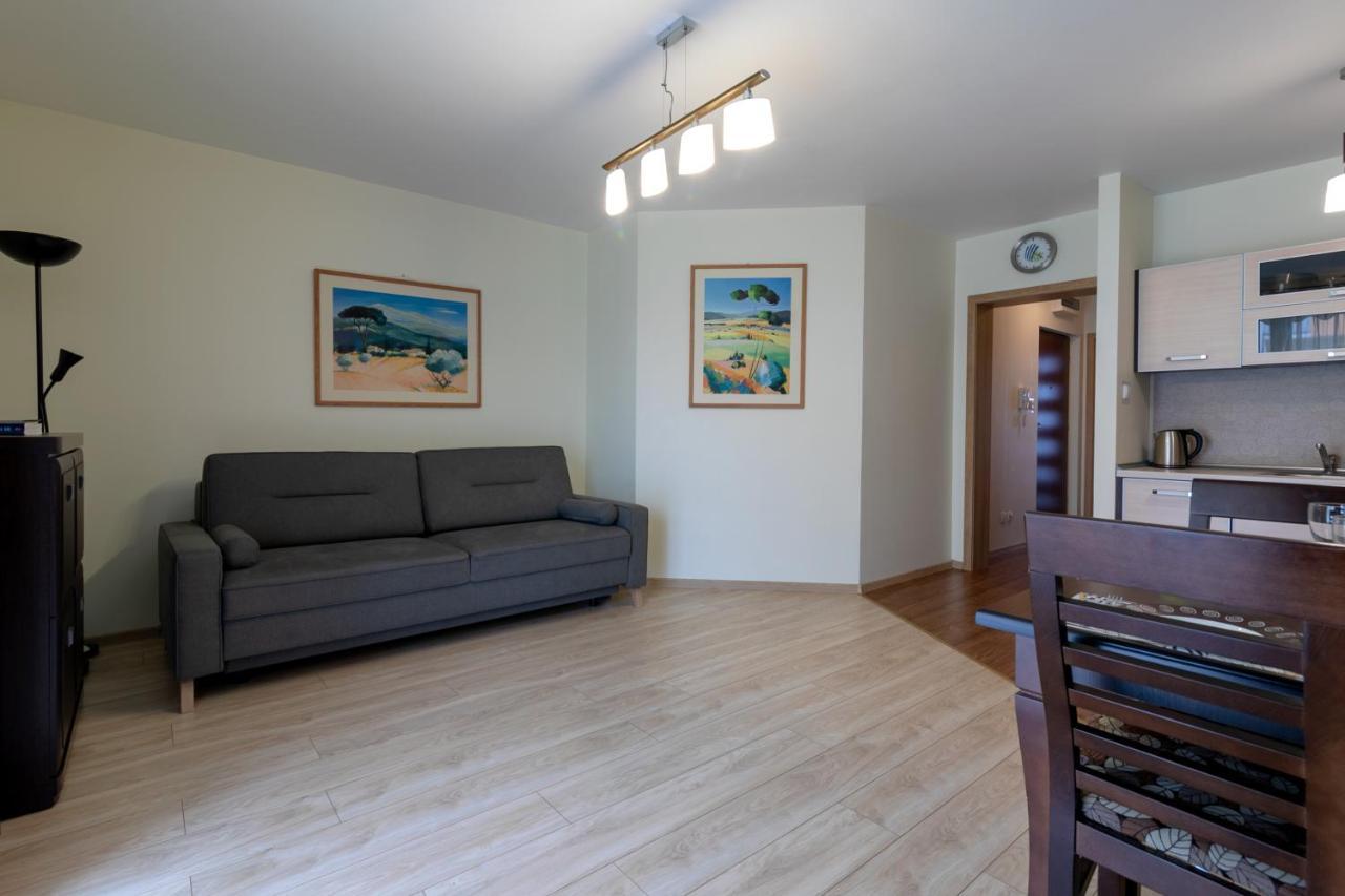 Triapart Amber Vii Apartment